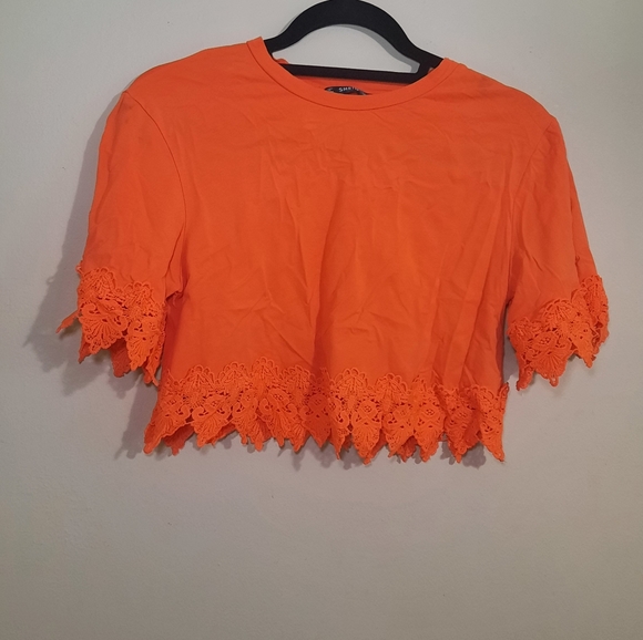 SHEIN: Orange Cropped Top with Crochet Details - Picture 1 of 5